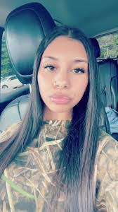 Allison Rayne's Instagram, Twitter & Facebook