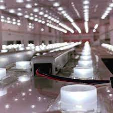 看板内の世界 ledが綺麗 看板のマツリョウ 石川県 金沢市 看板 看板屋 led 店舗 店舗デザイン サイン工事 内照式看板 電機 キラキラ