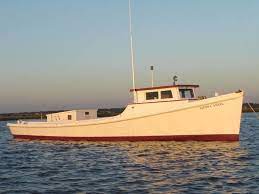 Deadrise Workboat Capt Colby At Tylers Beach Near Smithfield Va Chesapeake Bay Deadrise Restoration 19 Ft Chesap In 2021 Model Boat Plans Boat Building Free Boat Plans