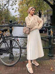 Semenjak anak tiga ni aku memang tak tahan kalau rambut panjang, aku cepat sakit kepala dan selalu moody. Best Zara Items Uk 2019 Pleated Skirt Model Baju Wanita Gaya Model Pakaian Gaya Berpakaian