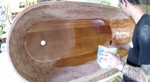 Bei allem vergnügen an ungewöhnlichen formen und farben: Eine Badewanne Aus Holz Bauen Das Kraftfuttermischwerk