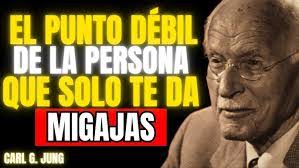 Adriana Dorantes's Instagram, Twitter & Facebook