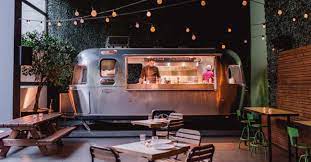 With these food truck recipes, you can make your favorites right at home. 6 Clever Food Truck Ideas That Pave The Way To Success Lightspeed Hq