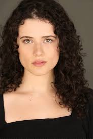 Madeline Read's Instagram, Twitter & Facebook