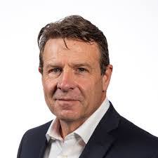 Mike Cloonan's Instagram, Twitter & Facebook