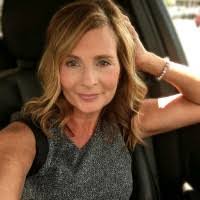 Jen Ackerman's Instagram, Twitter & Facebook