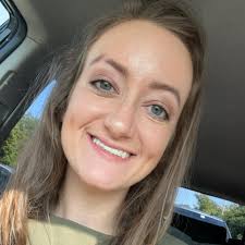 Spicy Peanut Sauce Noodles This is one of the most recreated recipes from  my meal prep cookbook to date! Super simple to throw together, minimal  ingredients, and uses real peanut butter for