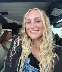 Hi everyone! My name is Erin. I'm 23 years old and in my last year of  undergrad. I'd love to connect with another family to nanny for. Looking  for part-time hours, and