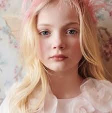 I'm currently in a resort in Bodrum, there is a little where , approx 10  weeks old With what looks like a severely infected eye. I've reported it to  the hotel but