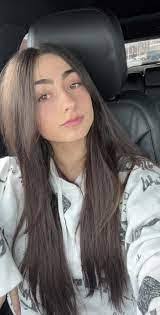 Amanda Rakow's Instagram, Twitter & Facebook