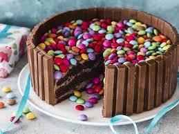 kitkat torte ganz einfach selbstgemacht die besten backrezepte mit gelinggarantie rezept kitkat torte kuchen kindergeburtstag schokolade kuchen und torten