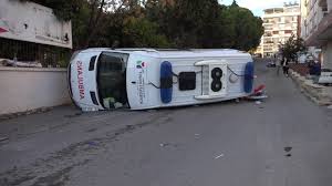 Antalya Da Ambulans Kazasi 1 Hemsire Yarali Antalya Haberleri