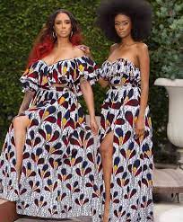 Le pagne africain imprimé coton super cire ankara la particularité des modèles gaufrés, c'est leur aspect brillant qui les rend encore plus séduisants ! Model De Pagne Africain Home Facebook