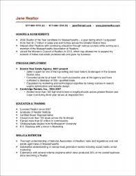That's why your real estate agent resume should be reverse chronological, meaning your most recent work experience goes at the top. The Real Estate Agent Resume Examples Tips