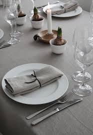 My Best Table Setting Ideas For Christmas Elisabeth Heier Restaurant Table Setting Diy Table Settings Christmas Table