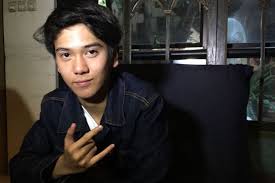 Walaupun seribu hayat tak terbalas jasa walau semakin dewasa tetapku rasa. Iqbaal Ramadhan Nembak Cewek Saat Smp Minta Dibantu Beli Bunga Dan Boneka