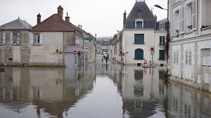 Pluies diluviennes et inondations y ont fait au moins. Inondations Neufs Morts En Allemagne Situation