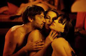 Irene (claudia gerini) è una donna bella e di successo, che dopo gli studi ha abbandonato la campagna salentina per trasferirsi nella capitale. Tulpa Claudia Gerini In Una Sensuale Immagine Del Film Con Crisula Stafida E Ivan Franek 277946 Movieplayer It