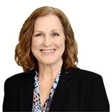 Gina Fraser's Instagram, Twitter & Facebook