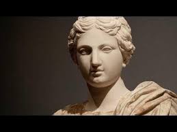 Aurora: roman goddess of dawn