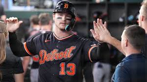 Tigers' Dillon Dingler leaves game with apparent hand injury