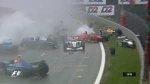 Wordt het een paraplu of zonnebrand, regen of zon? Nat Natter Natst Dit Is De Top 4 Natte Races Op Spa Francorchamps Video S Sportnieuws