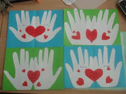 Den matek je den, kdy vzdáváme poctu našim matkám. Prani Ke Dni Matek Mothers Day Cards Arts And Crafts For Kids Kids Cards