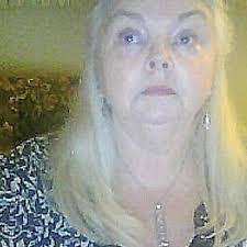 Linda Sauro's Instagram, Twitter & Facebook