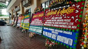 We did not find results for: Mapolres Jakarta Pusat Dipenuhi Karangan Bunga Ucapan Selamat Untuk Kapolres Baru Kombes Pol Hengki Haryadi Koran Mediator