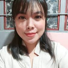 Teacher Ellen Jay Tampus