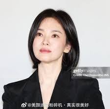 Helen Ike's Instagram, Twitter & Facebook