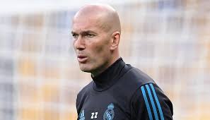 أعلن الفرنسي زين الدين زيدان المدير الفني لفريق الكرة الأول بنادي ريال مدريد قائمة الملكي التي تستعد لمواجهة فريق نادي ليفربول مساء غدًا الثلاثاء. Ø£Ø²Ù…Ø© Ø±ÙŠØ§Ù„ Ù…Ø¯Ø±ÙŠØ¯ ØªØ·ÙˆØ± ÙÙŠ Ù…Ø³ØªÙ‚Ø¨Ù„ Ø²ÙŠØ¯Ø§Ù† ÙˆÙƒØ§Ø±Ø«Ø© Ø¨Ø³Ø¨Ø¨ ÙƒÙˆØ±ÙˆÙ†Ø§