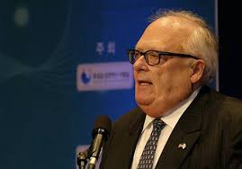 Ed Feulner Endorses the Conservative Book Club!