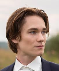 A Nagy Fehér Fönök" Episode #1.6 (TV Episode 2022)