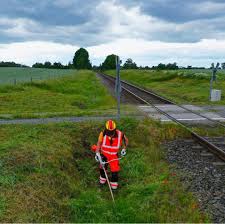 Endlich Abkuhlung Heute Machen Wir Freischnittarbeiten Fur Gemeinden Im Landkreis Rostock Damit Die Sichtdreiecke Gartenbau Garten Landschaftsbau Galabau