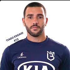 Born in nazaré, leiria district, played youth football for three clubs. Tiago Esgaio ç…§ç‰‡ Facebook