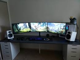 Modish Gaming Desk Setup Reddit Exclusive On Homesable Home Decor Pcgamerig Gamingdesk Modish Gaming Desk Setu Schreibtisch Setup Gamer Zimmer Gameroom Ideen