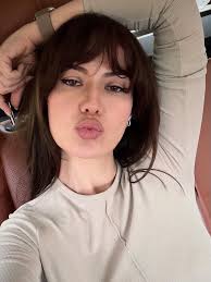 ❤️Fahriye Evcen'in Loreal Paris'in reklam çekimi kamera arkası görüntüleri.  💥reklam çok güzel görünüyor 🙏🧿 #fahriyeevcen #burakozcivit  #fahriyeevcenözçivit#buraközçivit #karanozcivit #loreal #lorealparis  #lorealparisturkiye #reklam #güzellik ...