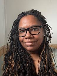 Anyone content creator here please let connect