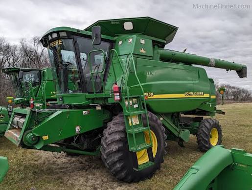 John Deere 9550 Combine