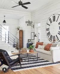 Pin By Diana Faherty On Magnolia Farms Living Room Fans Joanna Gaines Living Room Farm House Living Room