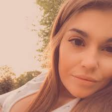 Sarah Laster (@thesarahlaster) • Instagram photos and videos