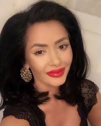 View the profiles of professionals named raluca dumitru on linkedin. Unei Prezentatoare Tv Din Romania I S Au Spart Silicoanele Nu Mai Puteam Aveam Dureri Groaznice