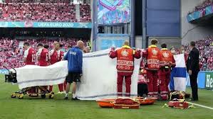 Denmark midfielder christian eriksen collapsed to the field late in the first half of his team's game against finland at euro 2020 on saturday, a frightening moment that played out before a stadium. Euro 2020 Denmark Vs Finland Social Media Unhappy With Eriksen Images Marca