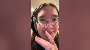 DAY 1 OF WRITING IN EVERY MUSIC GENRE: HYPERPOP!