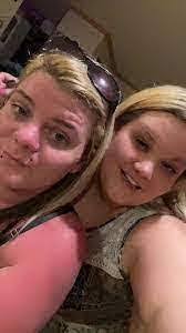 Stacie Pinkston's Instagram, Twitter & Facebook