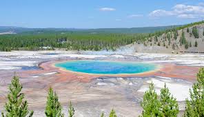 Make the most out of your trip to yellowstone with a customizable tour with one of yellowstone forever's educators. Guide To Planning A Trip To Yellowstone