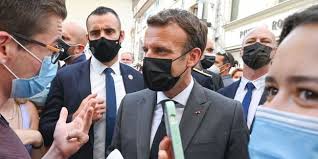 (….) damien t., auteur présumé de l'agression du président de la république, et arthur c. 2lrqfqjpbky3gm