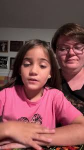 Angelica Castro (@thatoneweirdmom)