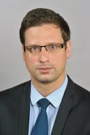 Gulyás gergely miniszterelnökséget vezető miniszter, a fidesz országgyűlési képviselője. Kormanyzat Miniszterelnokseg Miniszter Eletrajz
